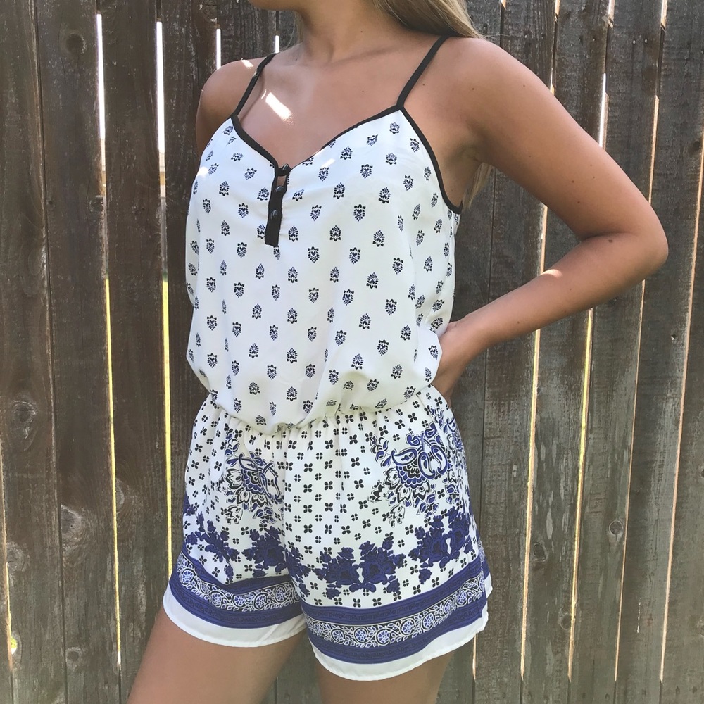 romper - Picture 2 of 3